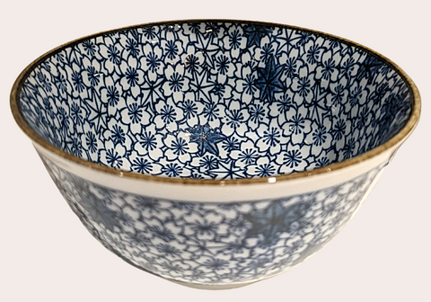 Bol en porcelaine à fleurs bleues