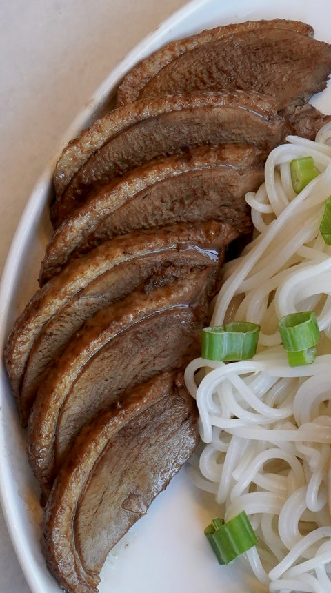 Extra braised duck for vermicelli